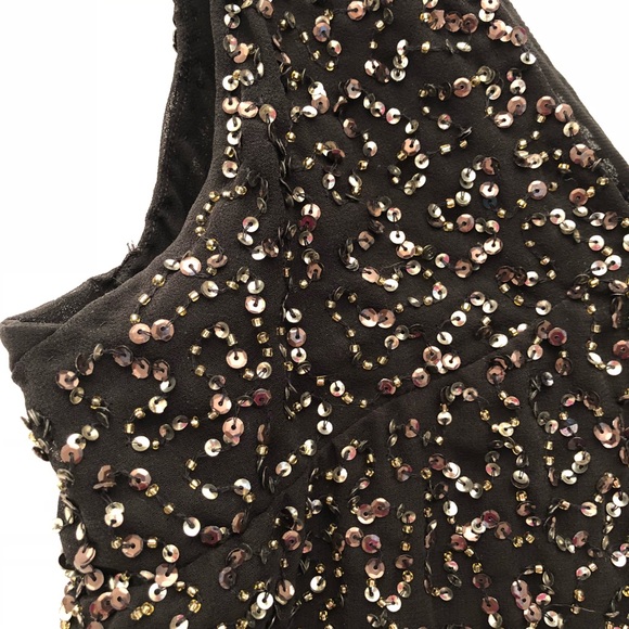 SOLD Zara Sequin V front & Back Tank Top EUC - Picture 2 of 7